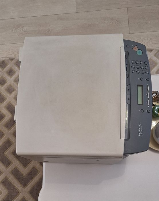 Imprimantă Canon MF4010 + cartuș nou – stare excelentă