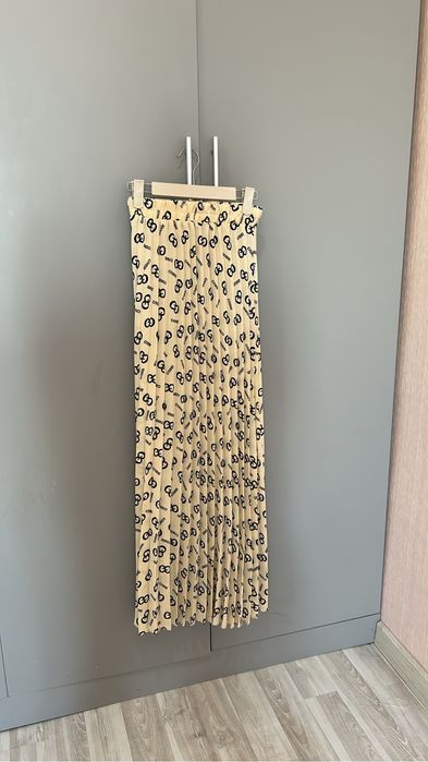 Продам одежды