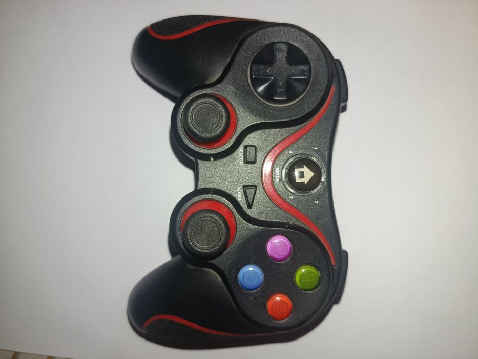 Vând controler de telefon nou
