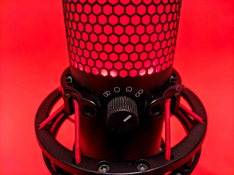 HyperX QuadCast USB Кондензаторен Микрофон за Стрийминг, Гейминг, PC, Подкаст, Студиен