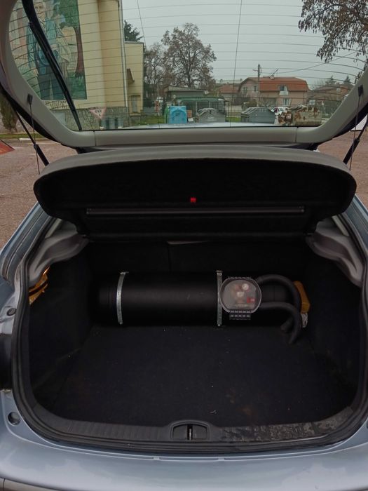 Рено лагуна 1.8i газ