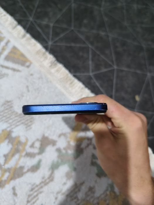 Продам телефон oppo a17