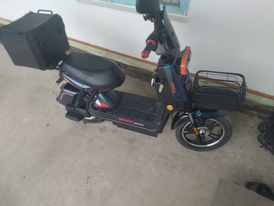 6ta batariya 100km yuradi 1zaryad bilan