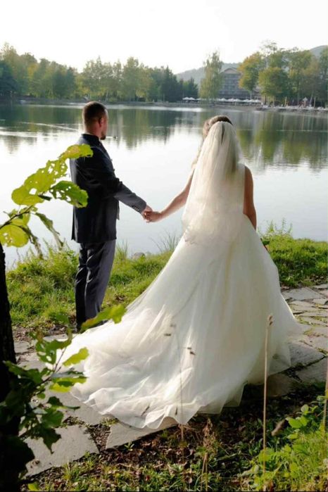 Vand rochie de mireasa