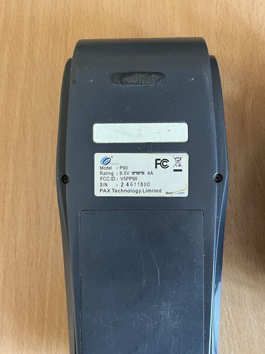 Продам рабочий POS-терминал PAX P90.