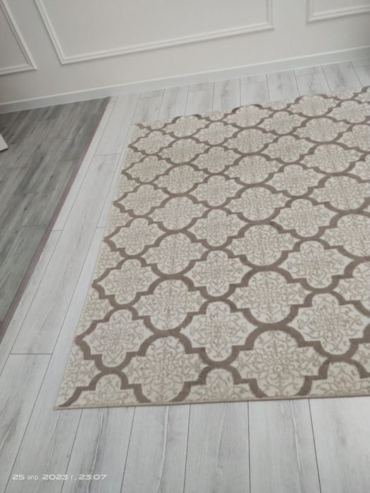 Продам ковры и матрас