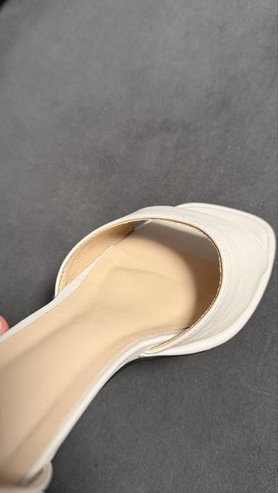 Босоножки mia moanti