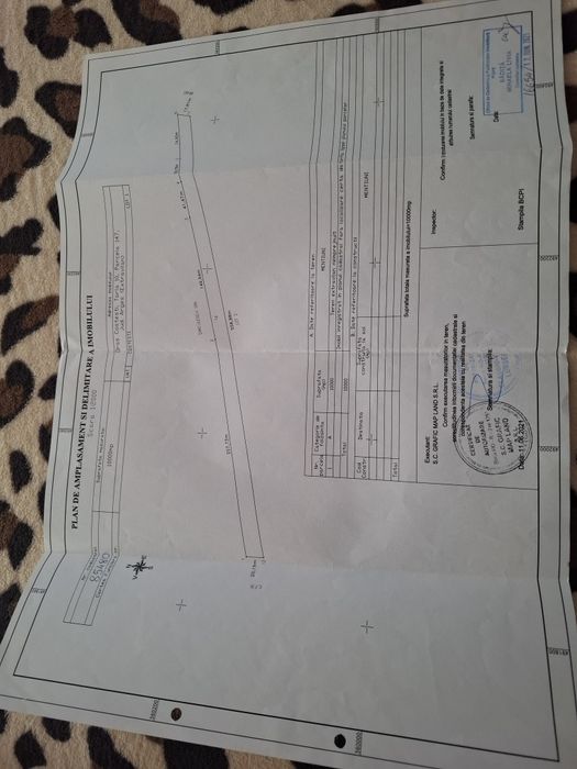 Vând teren Costești-Pirvu Rosu