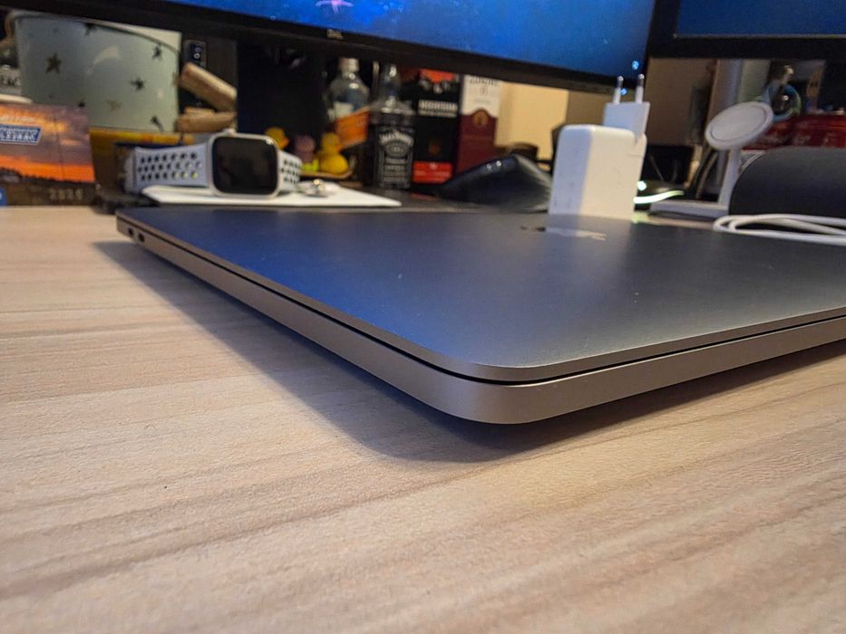 MacBook Pro M2 13' 256GB Silver