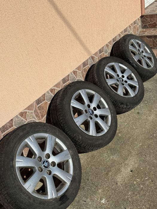 Set 4 jante aliaj Skoda Fabia R14 cu anvelope de vară 185/60 R14
