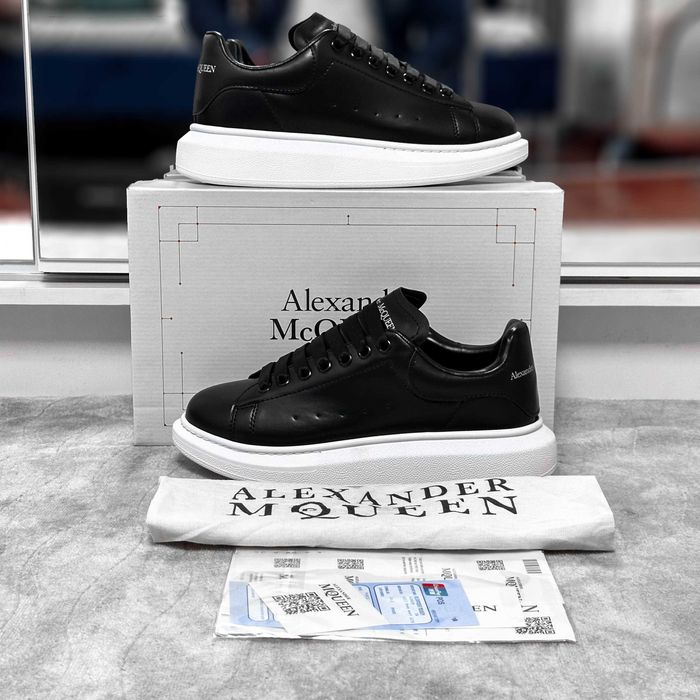 AMQ CLASIC BLACK AND WHITE 36 la 44 Livrare cu Verificare