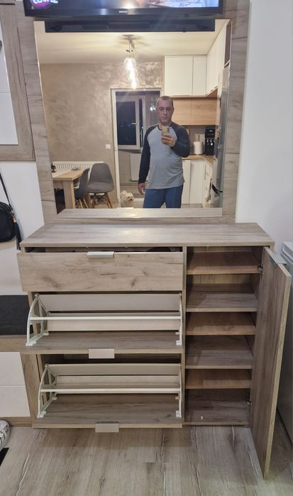 Mobilier interior hol
