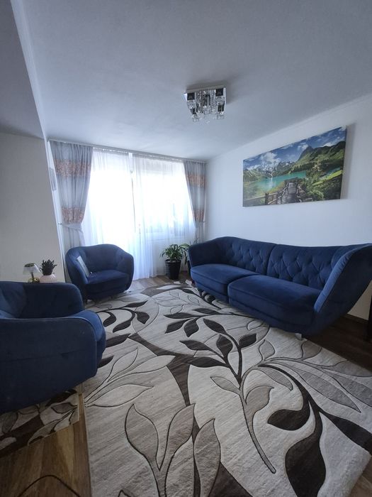 Vand apartament 3 camere
