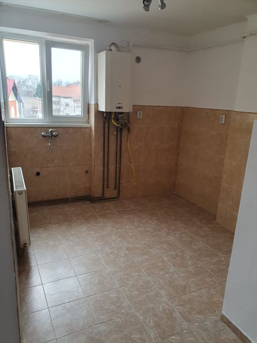 Apartament de Vanzare
Situat pe strada Vasile Lucaciu NEGOCIABIL DIRECT CU VANZATORUL