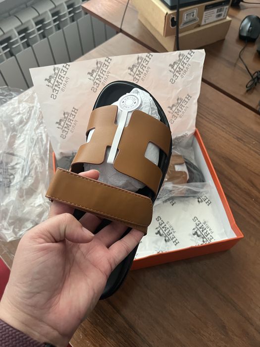 Кожанные сандали цвета кемал