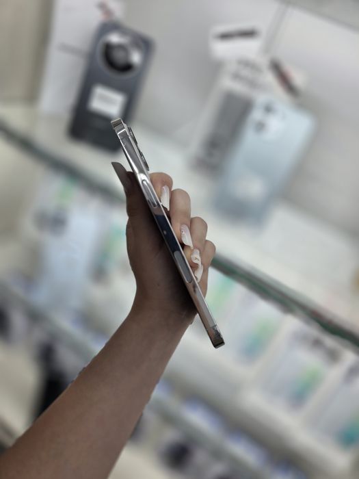Humor GSM oferă spre vânzare / iPhone 12 Pro Max / 128 GB / Silver / Baterie 100% / Garanție 12 luni / Rate