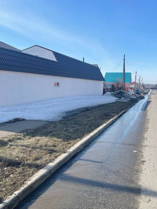 Продам дом  с.Заречное мкр.Северный - Więcej