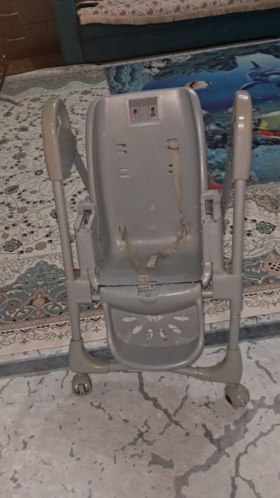 Детский столик хорошего качества