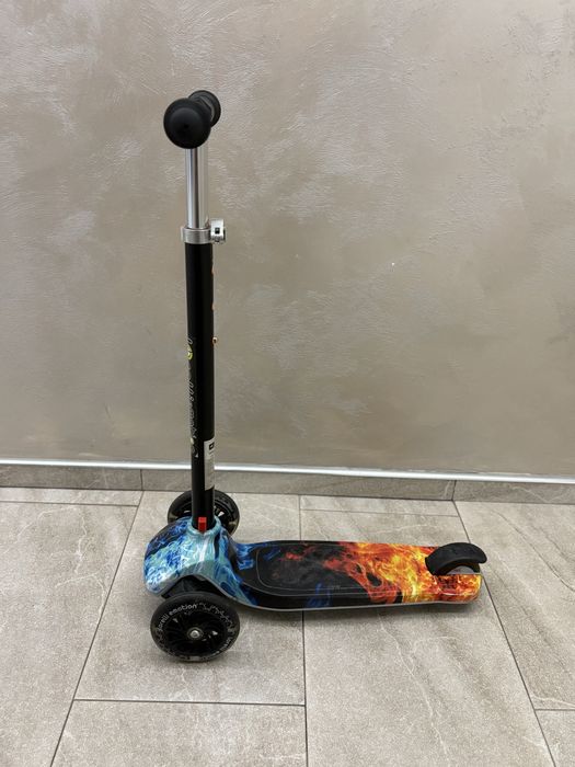 Тротинетка Lorelli