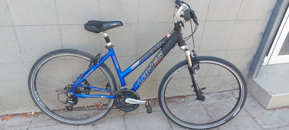 Продавам немски алуминиев велосипед 28 цола,46 см