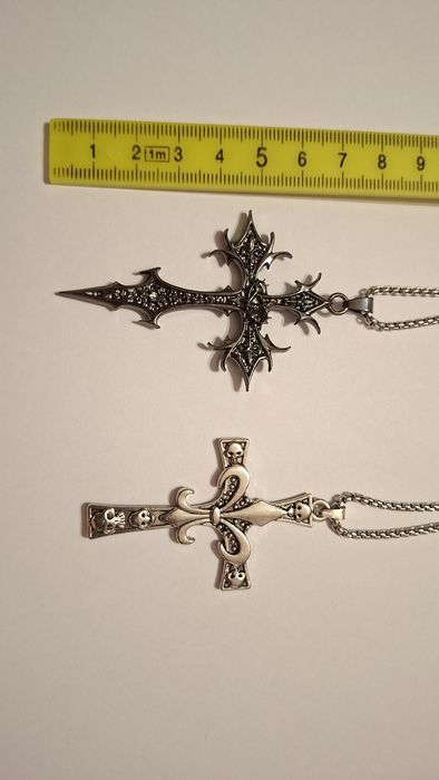 Cruce stil gotic