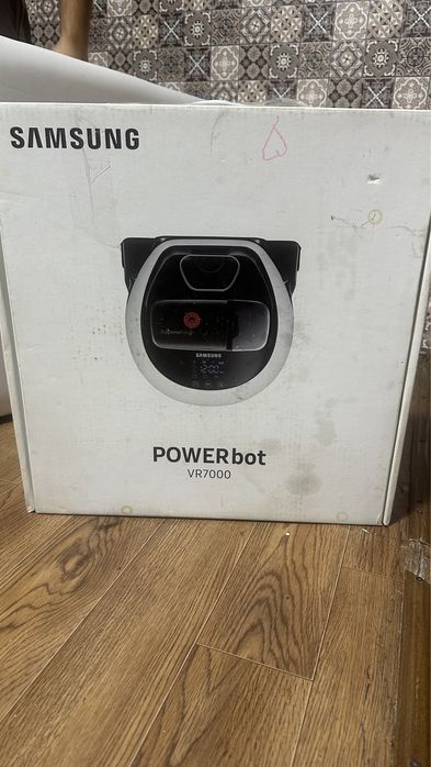 Робот пылесос продам