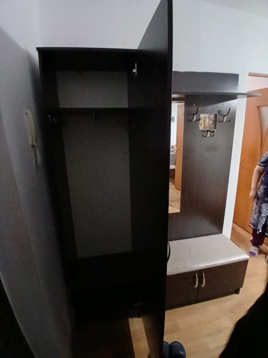 Продам шкаф Прихожий есть доставка