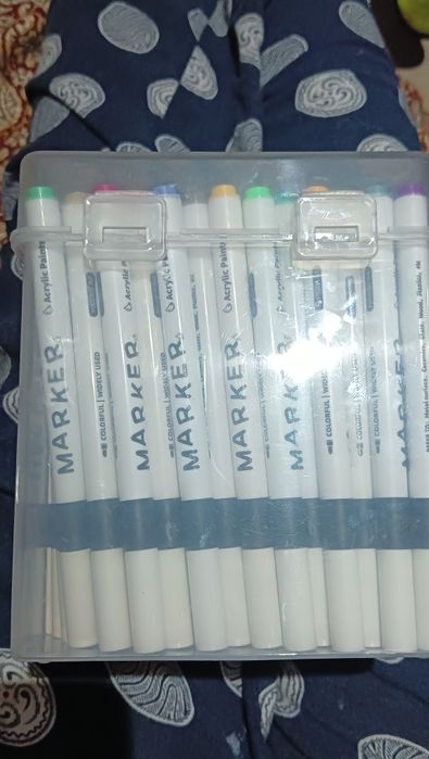 Продам фломастеры