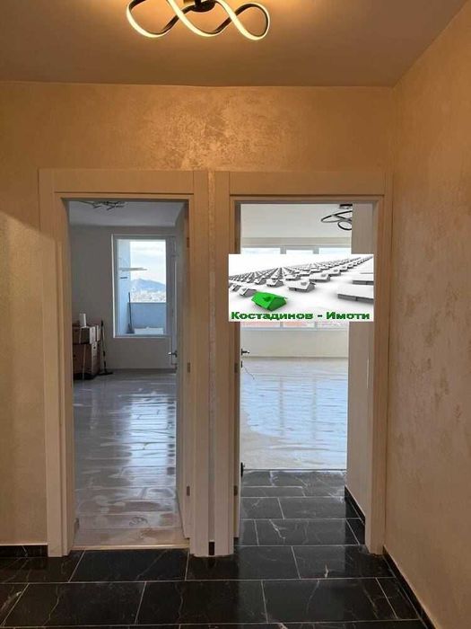 Продава се Тристаен апартамент в Пловдив, Съдийски - 118 кв.м за 1695 €/кв.м - Снимка #4