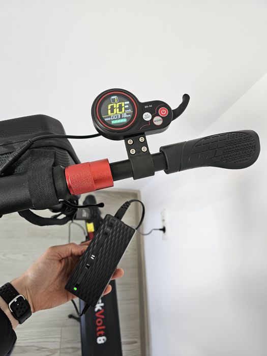 Trotineta electrica QuickVolt 8 - 48V 10.4Ah - 500W