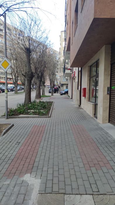 Дава се под наем Магазин в Варна, Център - 43 кв.м за 383.52 € - Снимка #2