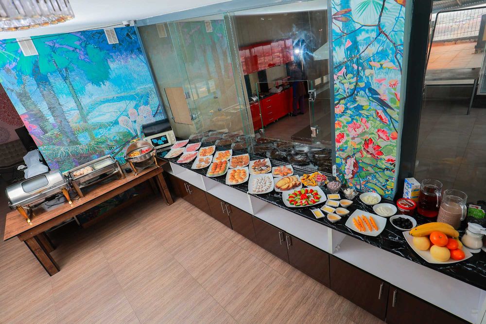 Гостиница Garden City сотилади.