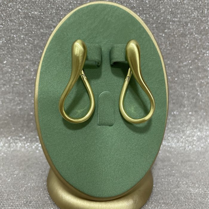 Стильные серьги на каждый день