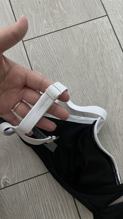 Горнище на бански