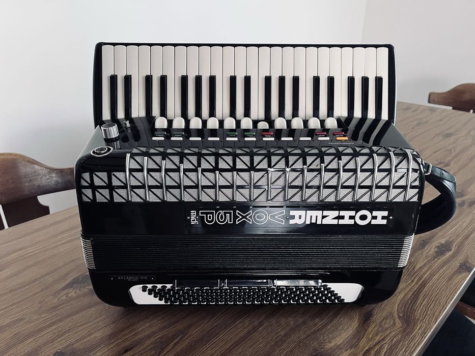 Acordeon hohner atlantic cu sistem midi functional