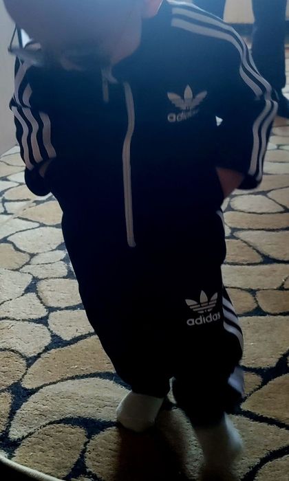 В наличии оригинал децкая двойка Adidas читайте ниже