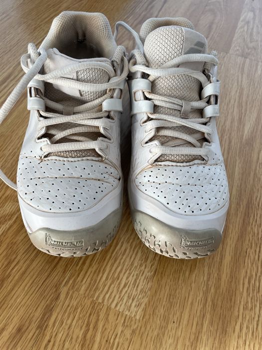 Adidasi tenis Babolat albi ,34.