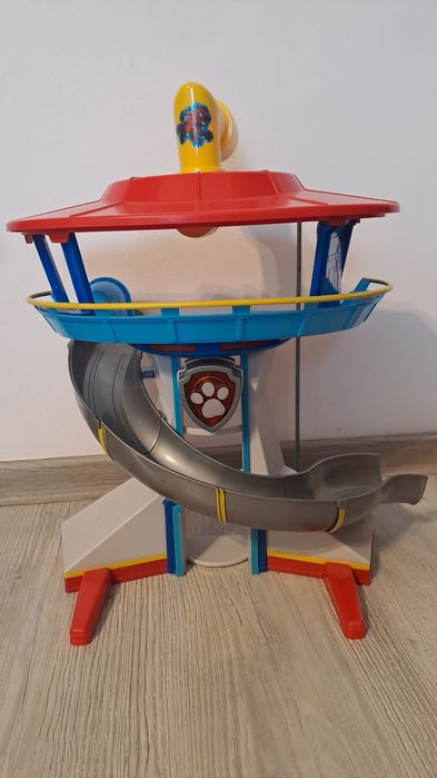 Tir patrula catelusilor, turn de control patrula catelusilor