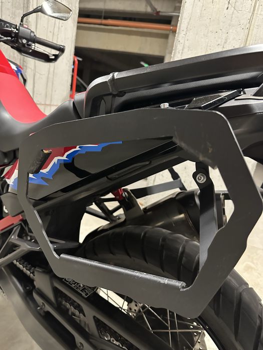 Genti laterale Bagtecs + suporti Honda Africa Twin 2020 si mai nou