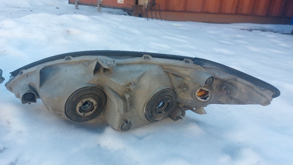 Фары на Тойота камри