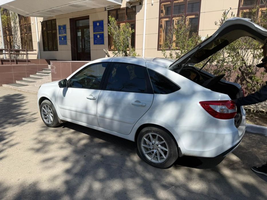 Продам ладу гранту ФЛ
