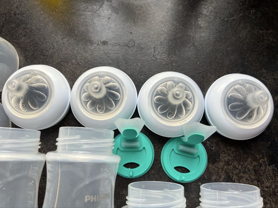 Шишета за новородено Philips Avent Natural Response с AirFree клапа