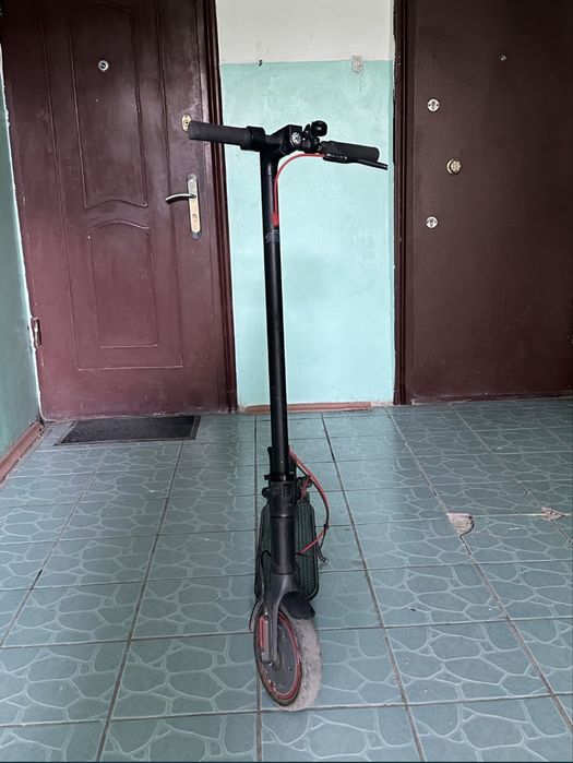 электросамокат Xiaomi M365 Pro