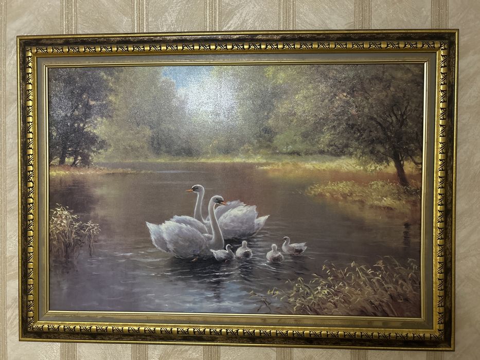 Картина «Лебеди» продается