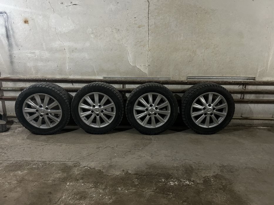 Зимние шины с титановыми дисками