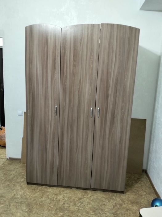 Продам шкаф в хорошем состоянии