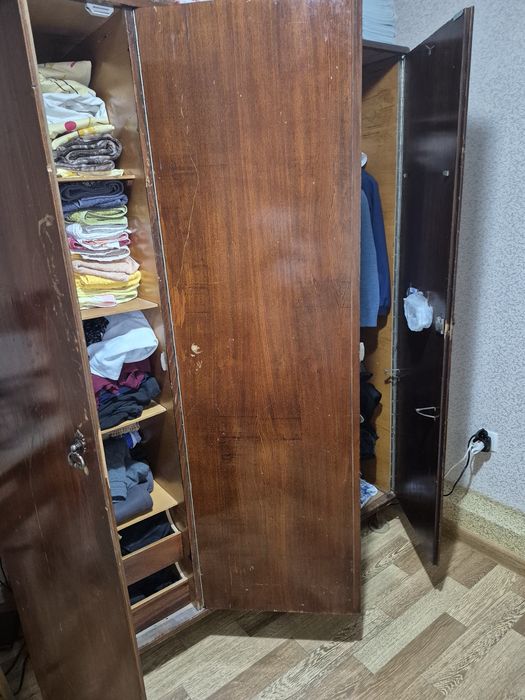 Продается шифоньер