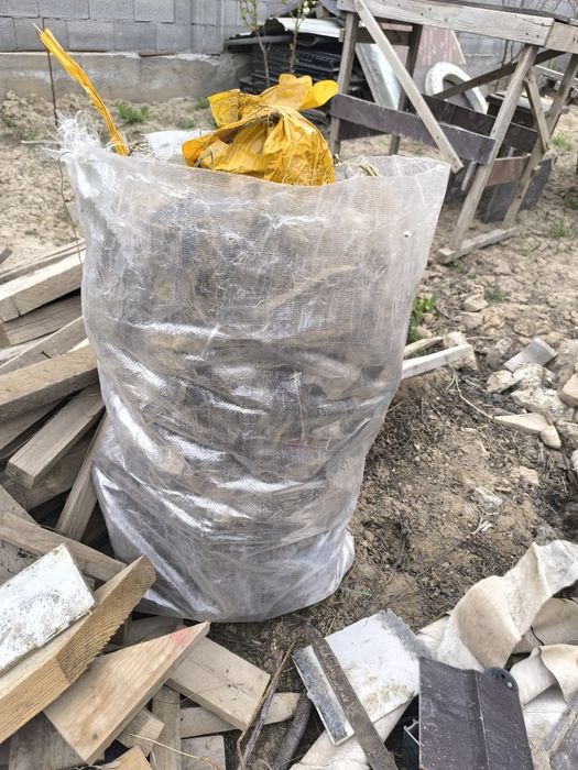 Отдам красный плитняк