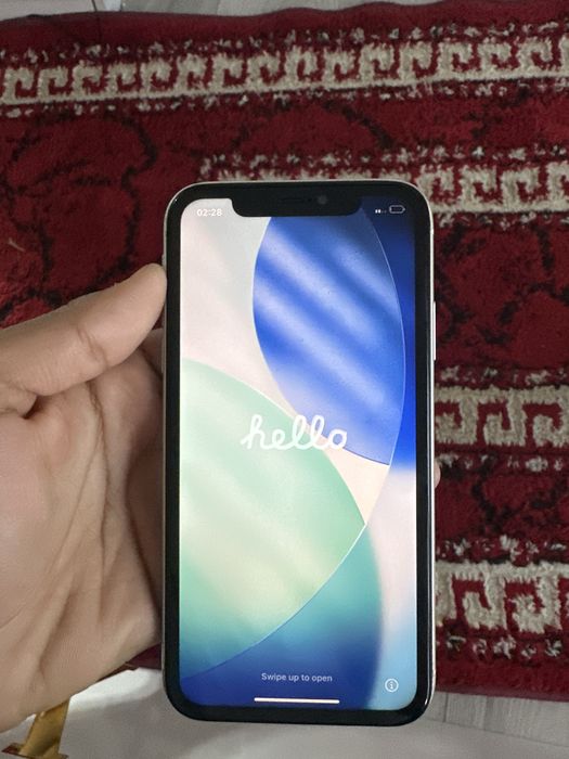 Vand urgent iphone 11 blocat