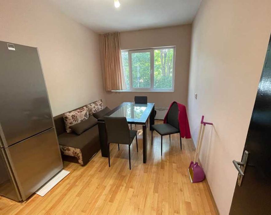 Дава се под наем Тристаен апартамент в Бургас, Възраждане - 80 кв.м за 280.5 € - Снимка #3